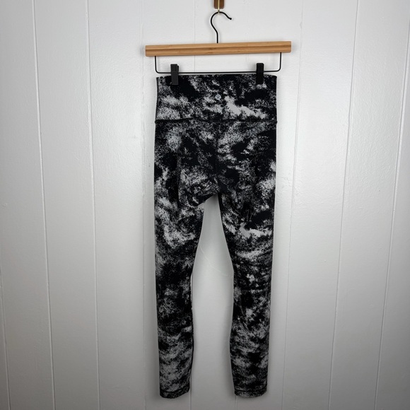 Lululemon Wunder Under Hi Rise Leggings Black White Speckle Size 6 - Picture 2 of 8